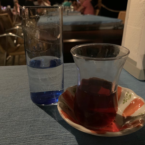 Foto scattata a Delikyol Deniz Restaurant Mehmet’in Yeri da Asabi Prenses il 9/22/2023