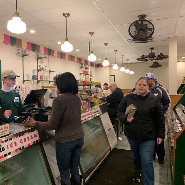 Photo taken at Egger&#39;s Ice Cream Parlor by Leslie I. on 2/22/2020