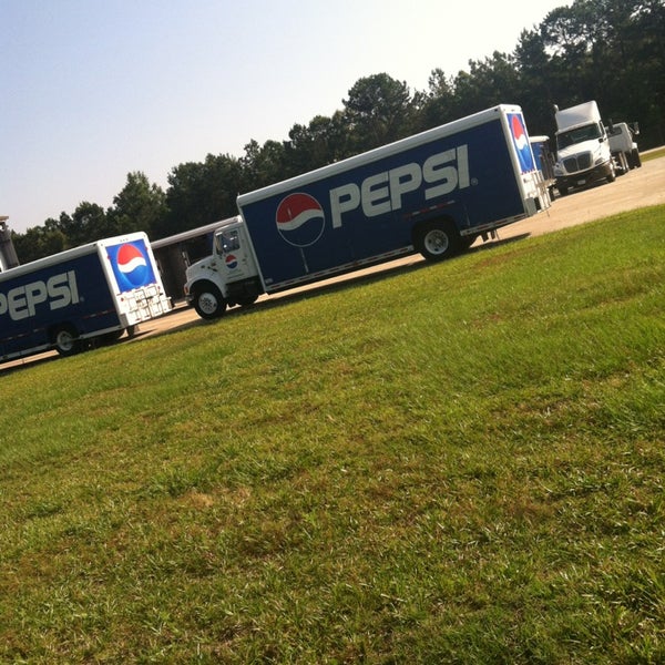 Pepsi Beverage Company 2723 W 5th North St