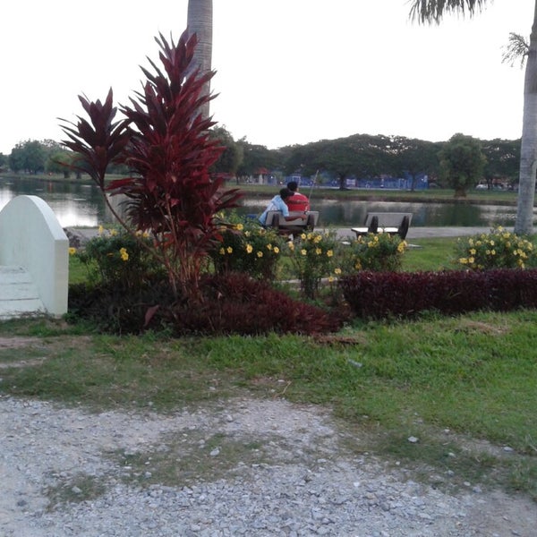 Photos At Tasik Taman Banting Baru