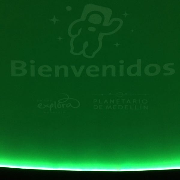 Das Foto wurde bei Planetario de Medellín von Alyne am 9/27/2018 aufgenommen