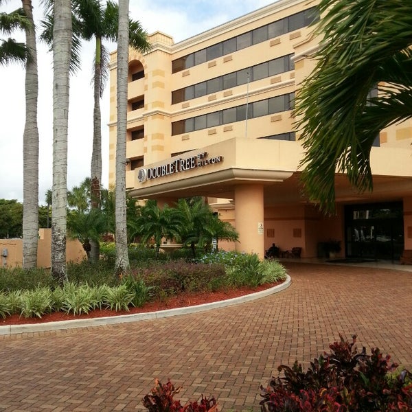 Photo taken at DoubleTree by Hilton Hotel West Palm Beach Airport by Matthias R. on 12/28/2013
