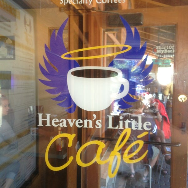 Снимок сделан в Heaven&#39;s Little Cafe пользователем Rob L. 8/3/2013