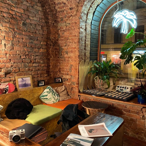 Меню и цены Surf Coffee x Dream в Москве на Новослободской улице - Zoon