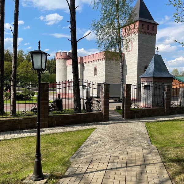 могилевская областная больница. любужский замок. любужский замок. любужский замок могилев. витебская областная психиатрическая больница.