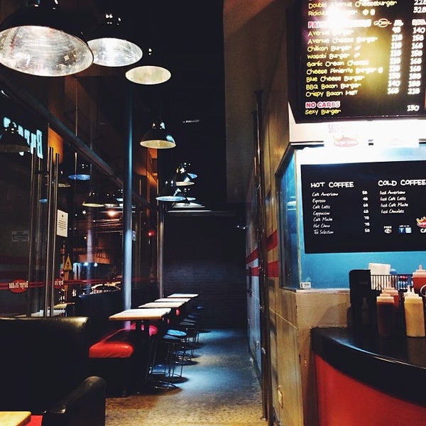 Royal Burger, Avenue de Vendôme ZAC de garambault, 45190 Божанси, Франция