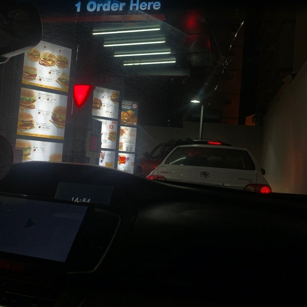 Mcdonald S Fast Food Restaurant In Makkah