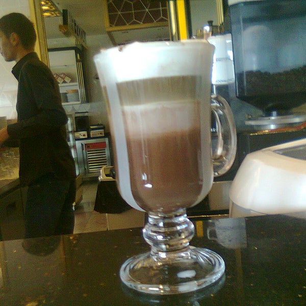 Büyükçekmece MADO da cafe latte bir harika :)