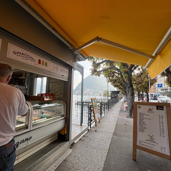 Foto tirada no(a) Lugano por Renad em 10/6/2023