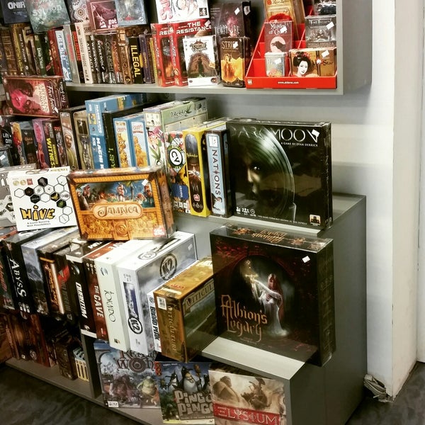 Photo prise au BoardGames.BG par Alexandra le7/8/2015