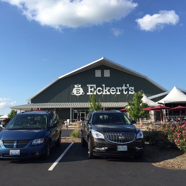 รูปภาพถ่ายที่ Eckert&#39;s Belleville Country Store &amp; Farm โดย Sherri H. เมื่อ 8/6/2016