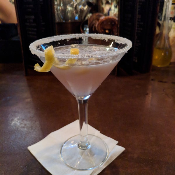 12/14/2017にIoana 🚲✈🚀 C.がCU29 Cocktail Barで撮った写真