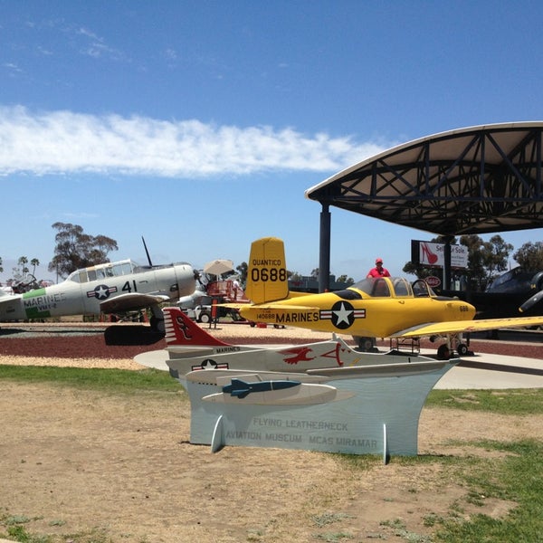 6/9/2013에 Stephanie C.님이 Flying Leatherneck Aviation Museum에서 찍은 사진
