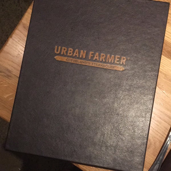 รูปภาพถ่ายที่ Urban Farmer โดย Liza C. เมื่อ 9/6/2016