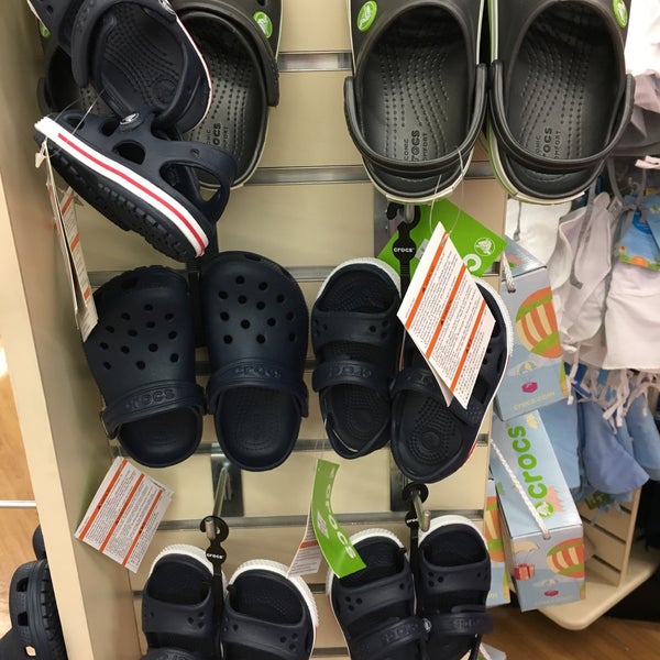 crocs stonebriar mall