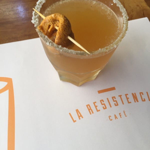 รูปภาพถ่ายที่ La Resistencia Café โดย Sebastián P. เมื่อ 1/30/2016