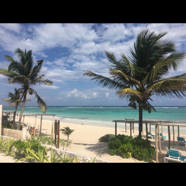 Das Foto wurde bei ABR - AKUMAL BEACH RESORT von Cesar A. am 4/13/2017 aufgenommen