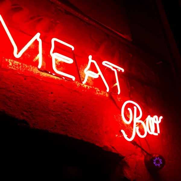 12/22/2014 tarihinde 🌴🌴🌴🌴 K 🌊 M.ziyaretçi tarafından Meat Bar'de çekilen fotoğraf
