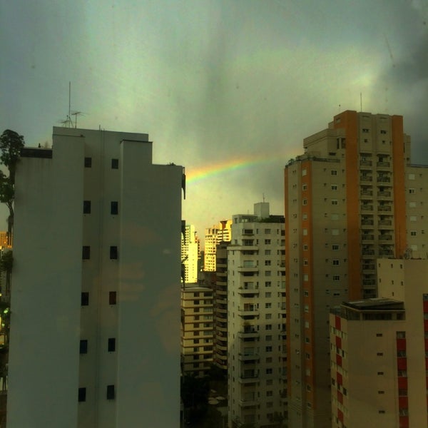 Foto tomada en Apple Brasil  por Gilbert H. el 3/20/2014