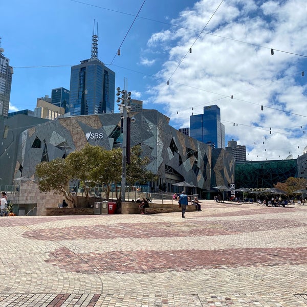 Foto tomada en Federation Square  por Tobi S. el 2/7/2023