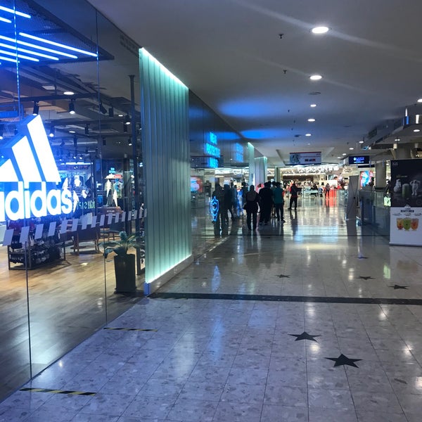 adidas brand center sunway pyramid
