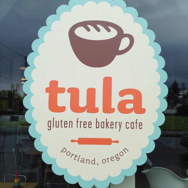 Foto tirada no(a) Tula Gluten Free Bakery Cafe por F em 5/18/2014
