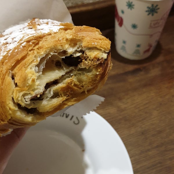12/21/2018 tarihinde Микола Р.ziyaretçi tarafından Lviv Croissants'de çekilen fotoğraf