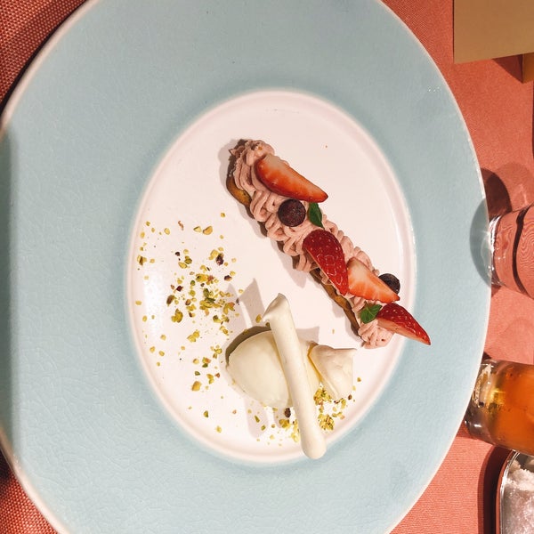 Photos A シェ フルール横濱 Restaurant Francais A 横浜市