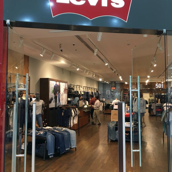 levis deira city center