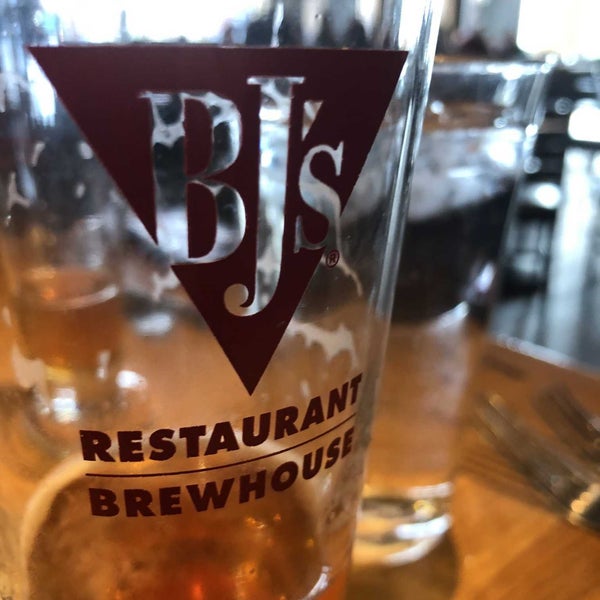 Foto scattata a BJ&#39;s Restaurant &amp; Brewhouse da Bob K. il 3/4/2023