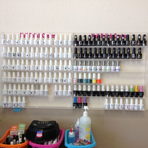 Liz's Nail Spa Nail Salon in Yuma Palms Regional Center