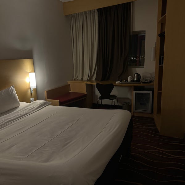 รูปภาพถ่ายที่ Hotel Ibis Seef Manama โดย 0 เมื่อ 11/21/2022