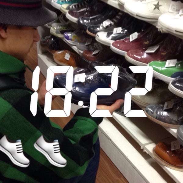 Fotos En スニーカーショップ Skit 大阪 堀江店 西区 1 Tip