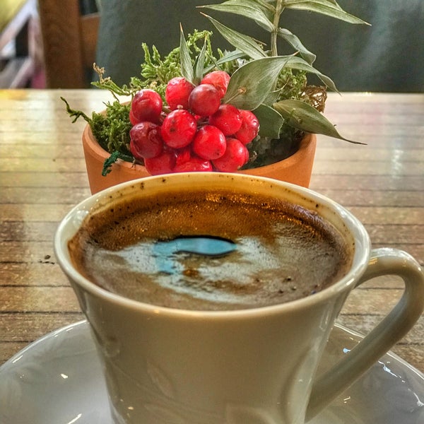 Foto tirada no(a) Geye Cafe por MΣR∇ΣΨΔ em 1/9/2019