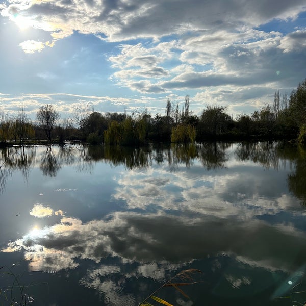 Foto diambil di Arif Abi&#39;nin Yeri oleh Erhan K. pada 12/16/2023