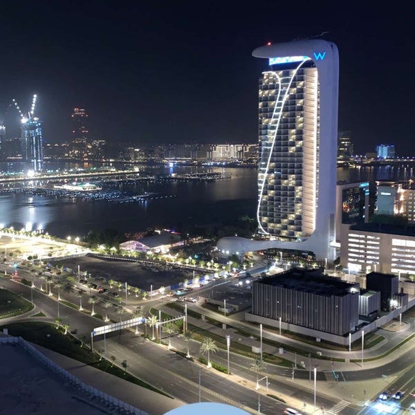 Foto scattata a Dubai Marriott Harbour Hotel &amp; Suites da Ziad 𓅓🤍 il 8/7/2022