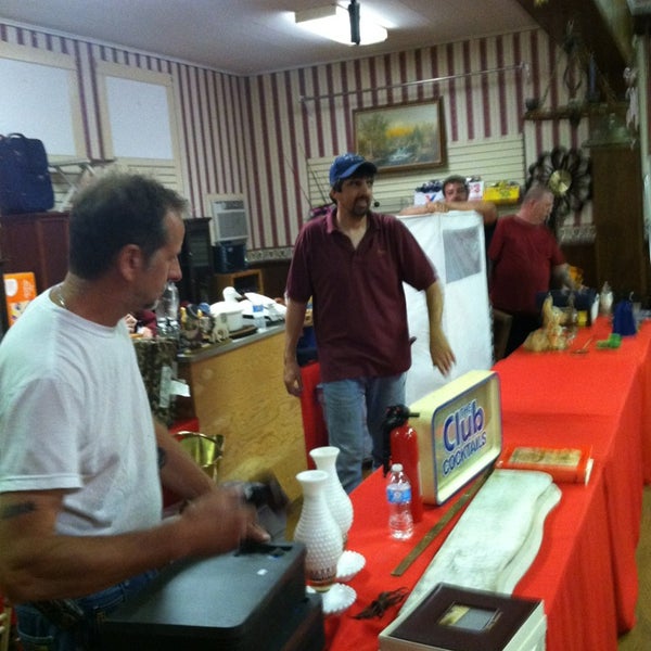 Quabbin Valley Auction Antique Store in Orange