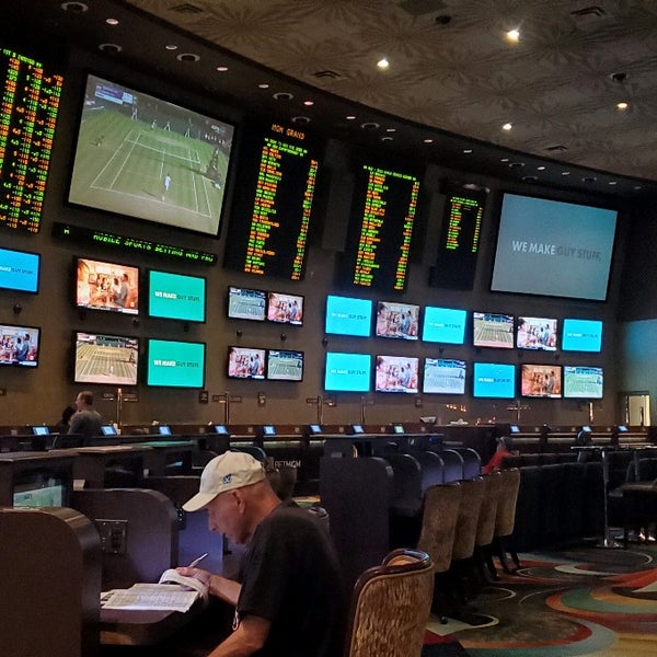 Photo taken at Race &amp; Sports Book by Tyree S. on 7/8/2022