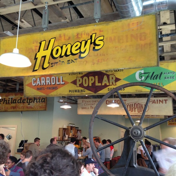 Photo taken at Honey&#39;s Sit &#39;n Eat by Bill D. on 3/3/2013