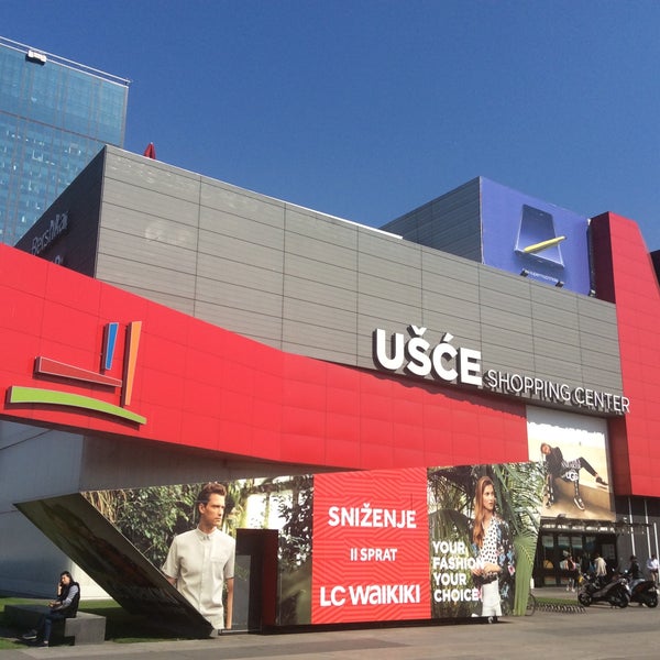 รูปภาพถ่ายที่ Ušće Shopping Center โดย Kuzin A. เมื่อ 10/12/2018