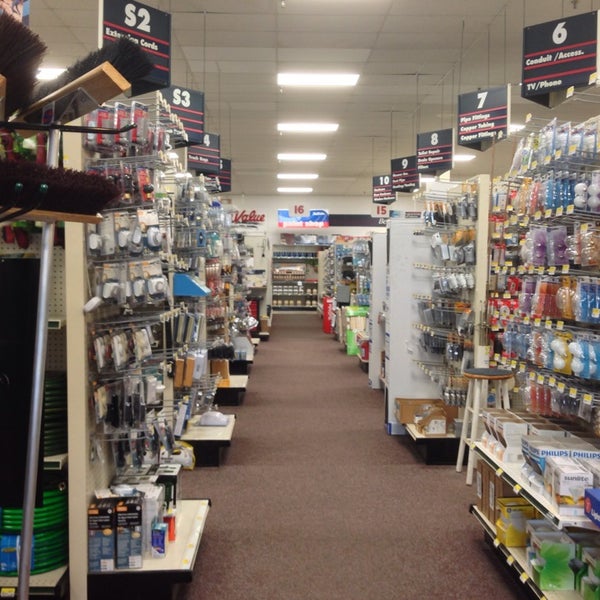 Benjamin Brothers True Value Hardware 121 N Summit St