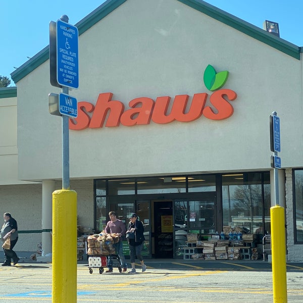 Shaw's Grocery Store