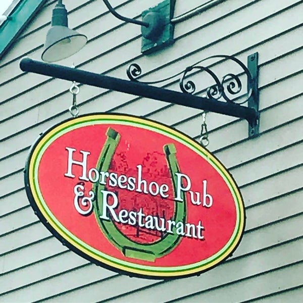 Foto tirada no(a) Horseshoe Pub &amp; Restaurant por AElias A. em 5/10/2017