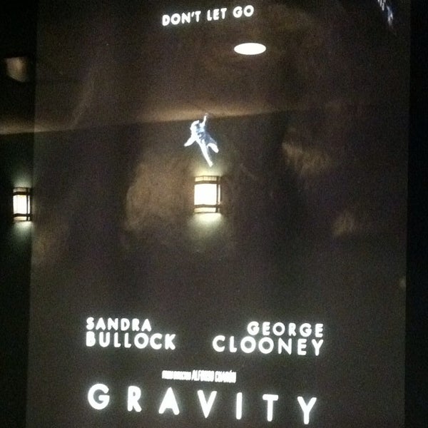 Foto di Regal Solomon Pond Marlborough, MA