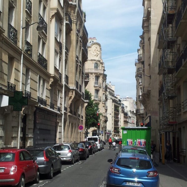 Boulevard du Montparnasse  Road in Montparnasse