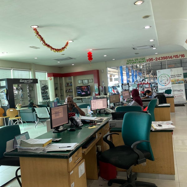 Perodua Jalan Kuala Kangsar Ipoh