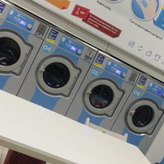 Hotpoint ariston arsl 103 режимы стирки. Стиральная машина 15 мин стирка. Быстрая стирка для визиток. Стирка барабан photograph. Стирка спального мешка.