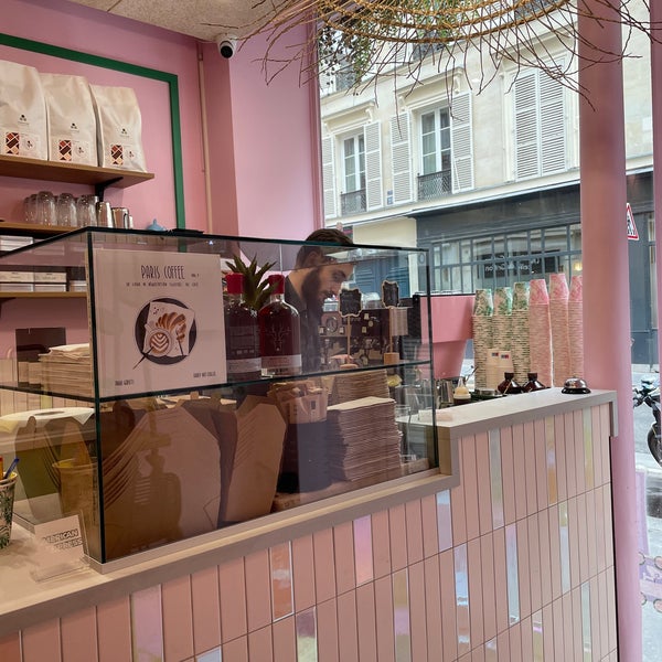 Photo taken at Bon Bouquet Café - Everyday Brunch by Noura A. on 9/28/2022