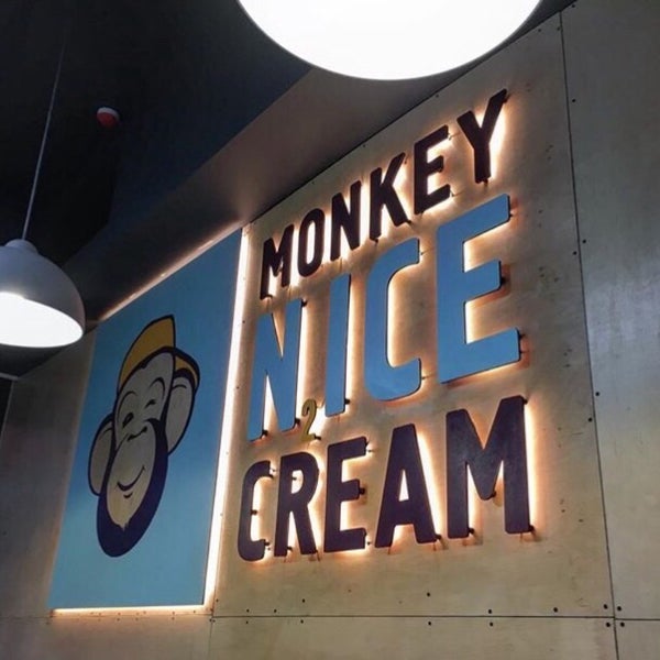 5/22/2017 tarihinde Сергей К.ziyaretçi tarafından Monkey Nice Cream'de çekilen fotoğraf