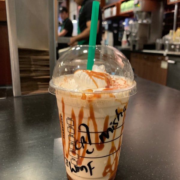 5/25/2019에 مشعل الشريف🇸🇦⚖️ L.님이 Starbucks에서 찍은 사진